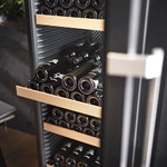 Liebherr-bt -SelfClosing Door с системой загрузки EasyFill